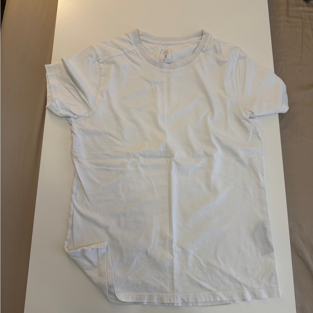 On Running White T-Shirt Size L (runs like M)
